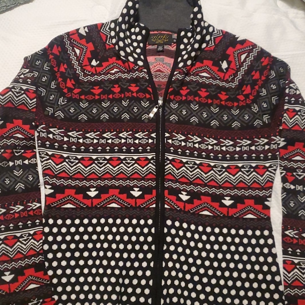 Icelandic Design Buttercup Full Zip